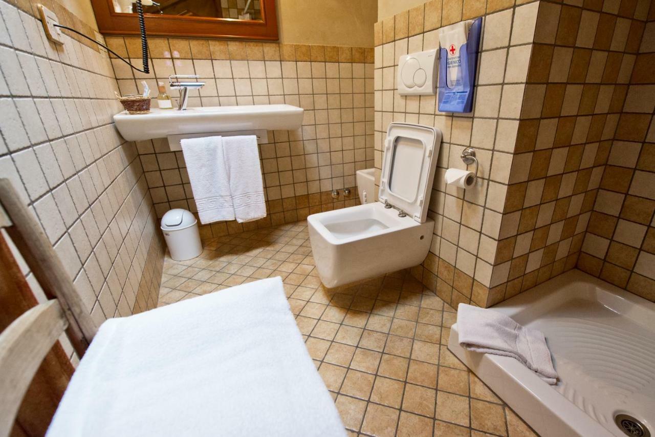 La Maison Des Vignerons Chambres D'Hotes B&B Donnaz Екстериор снимка